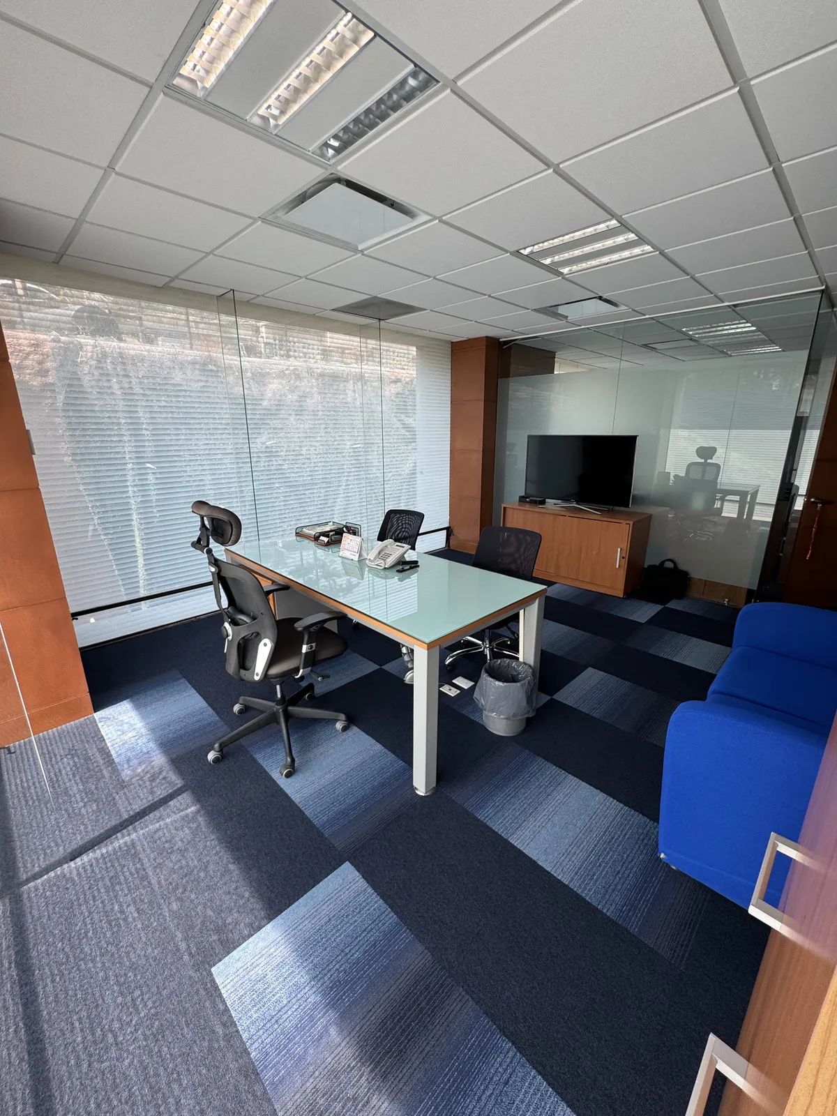 Oficinas Amuebladas en Venta – Plaza Antigua